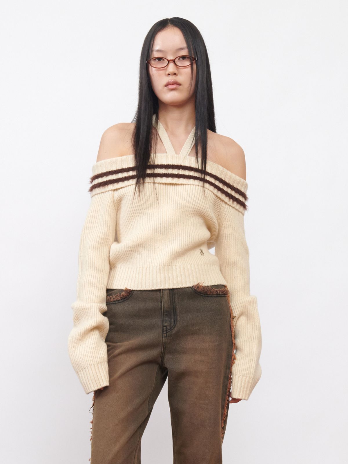 기준(KIJUN) Tied Off-Shoulder Knit Top Ivory