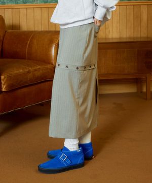 BUTTON LONG SKIRT / brown