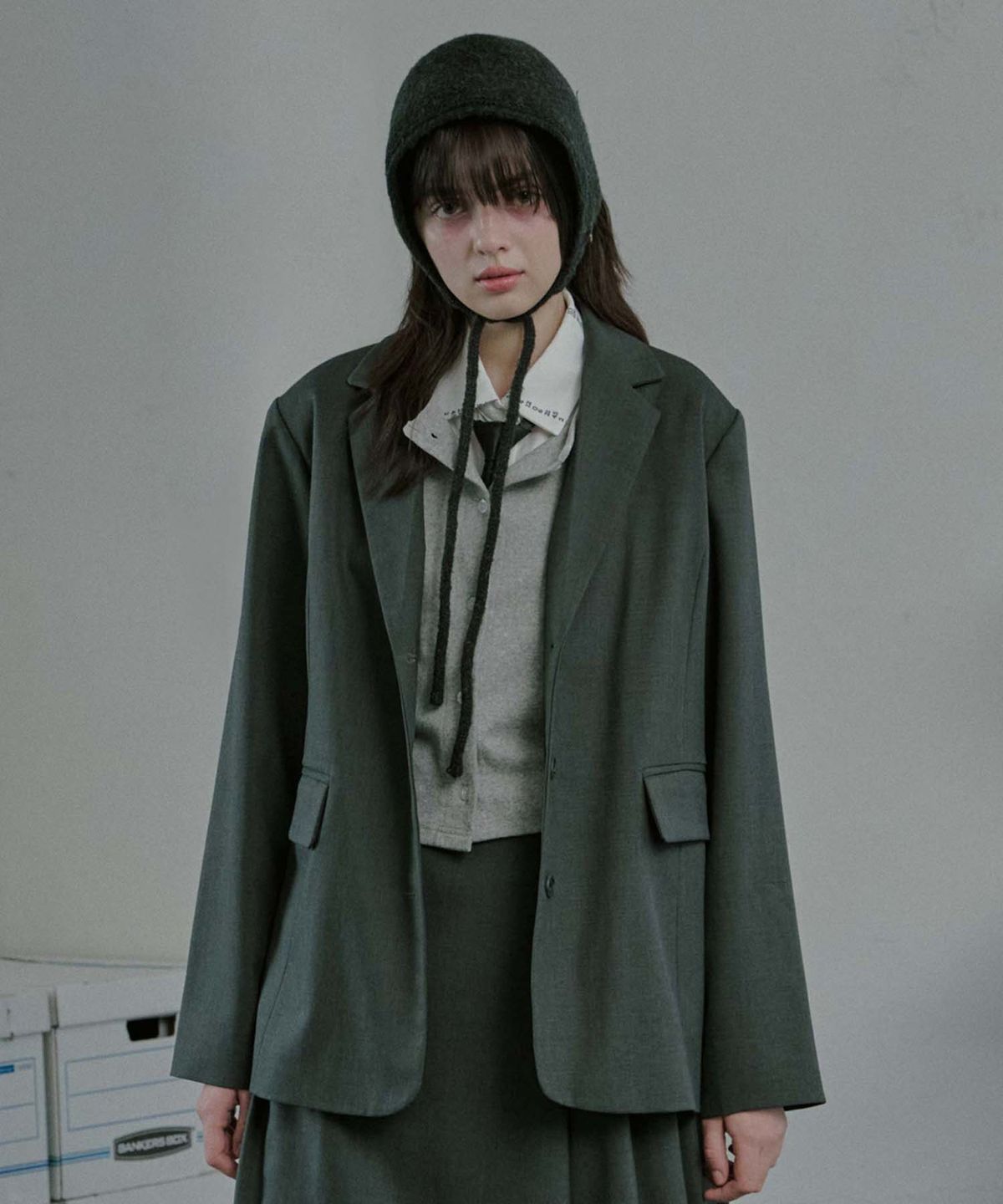 무아르모아(MOIREMOA) Wool Blend Semi-Over Fit Jacket - Charcoal