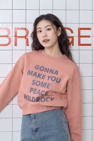 레터링 크롭 맨투맨_인디핑크