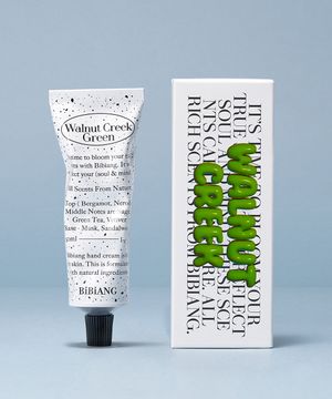 [보이넥스트도어 PICK] 니치퍼퓸 핸드크림 월넛크릭그린