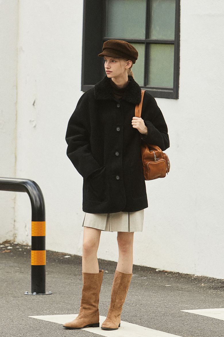 REVERSIBLE MUSTANG COLLOR COAT_BLACK