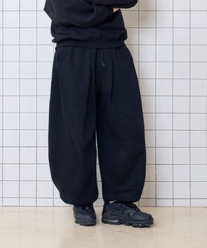 벌룬핏 와이드 팬츠_블랙