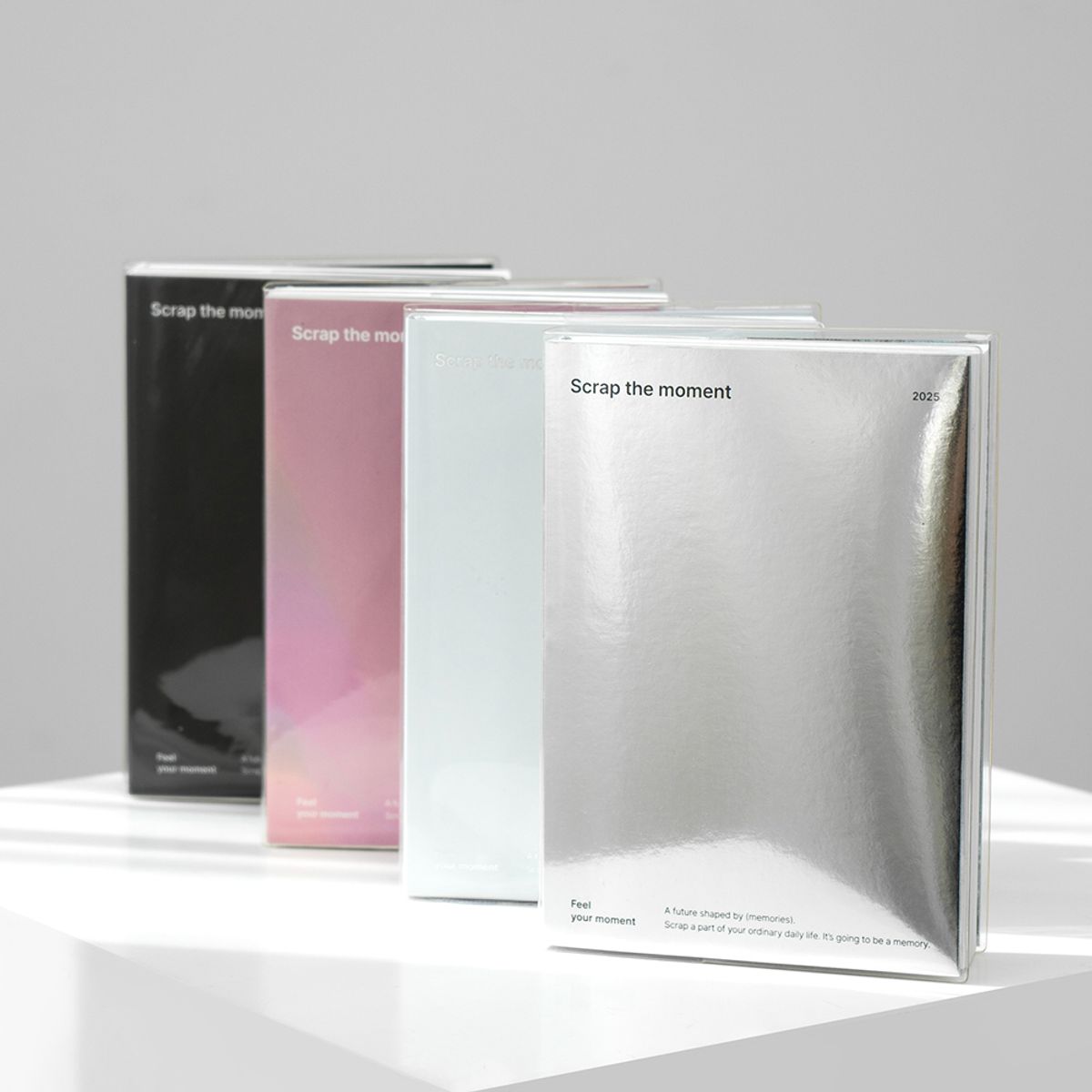 루카랩(LUCALAB) 2025 스크랩 더 모먼트 날짜형 다이어리 ver.4