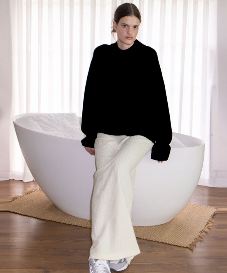 HAMI CASHMERE-BLEND SWEATER - black