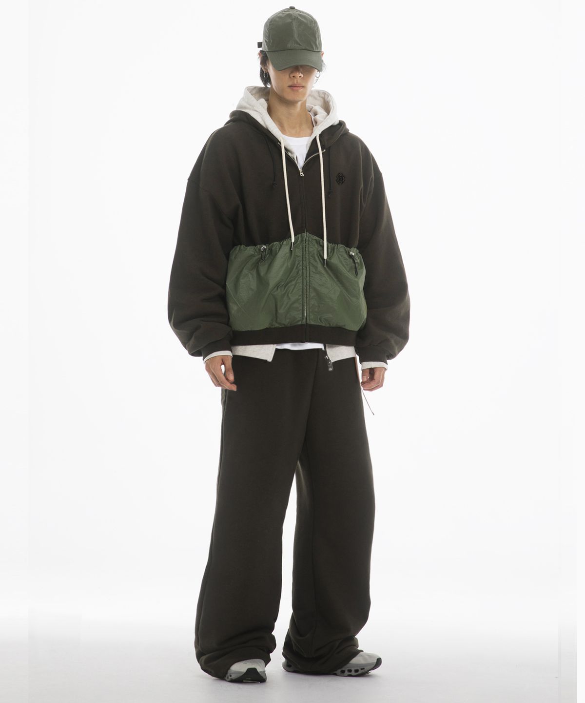 팬쇼(FANSHOW) (SETUP) POCKET HOODED ZIPUP + LEATHER BELT WIDE PANTS- KHAKI