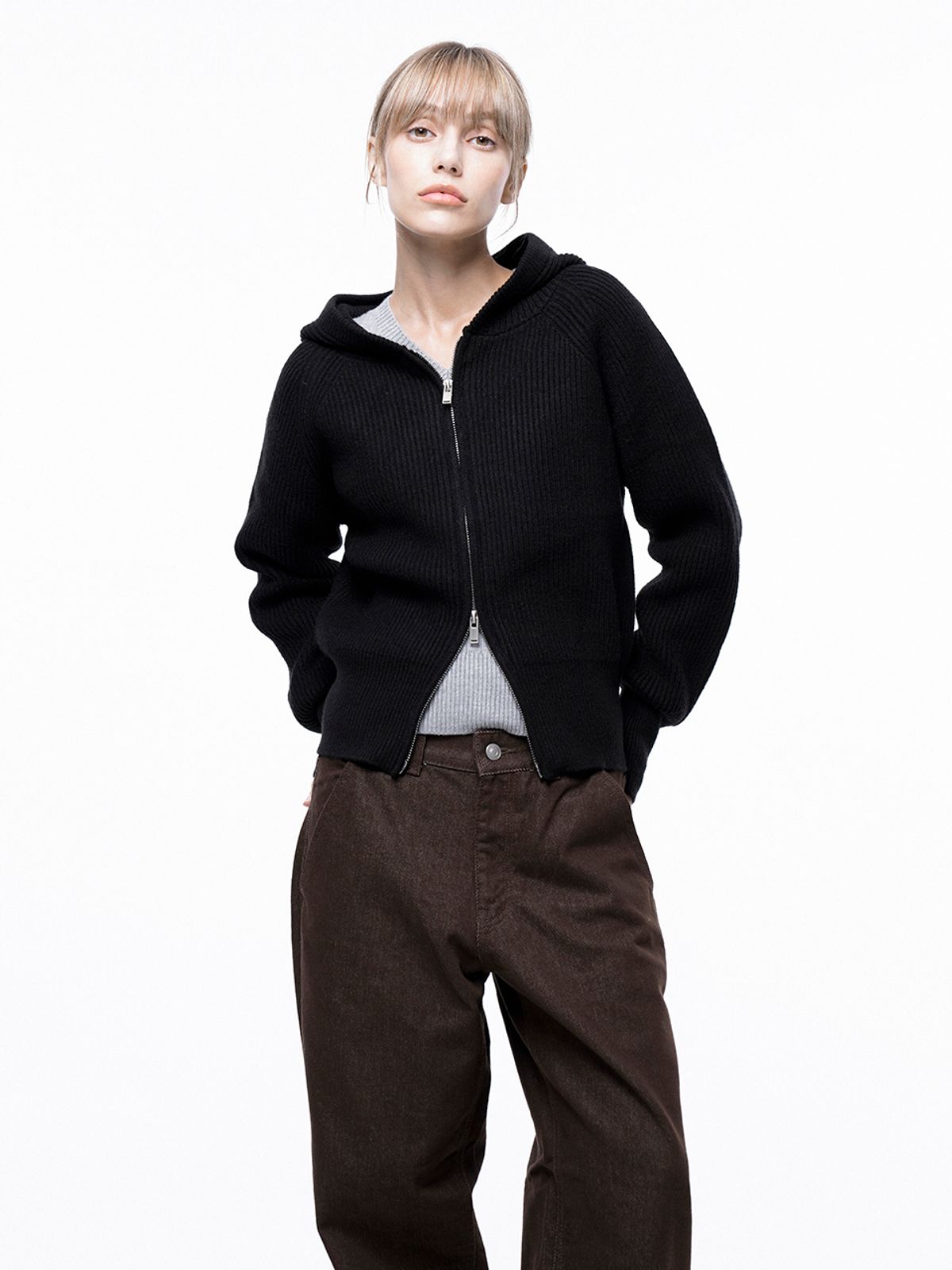 챈세스노이(CHANCE'S NOI) Soft Hazzy Hooded Knit - Black /W243TP06BK