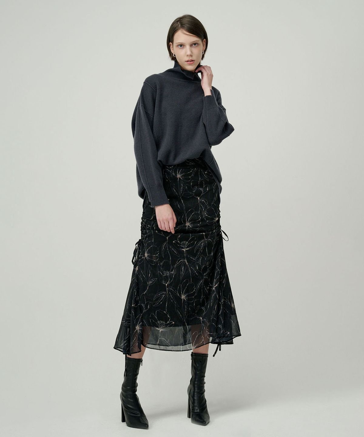 세컨드 아르무아(02ARMOIRE) Mogan Skirt _ Black