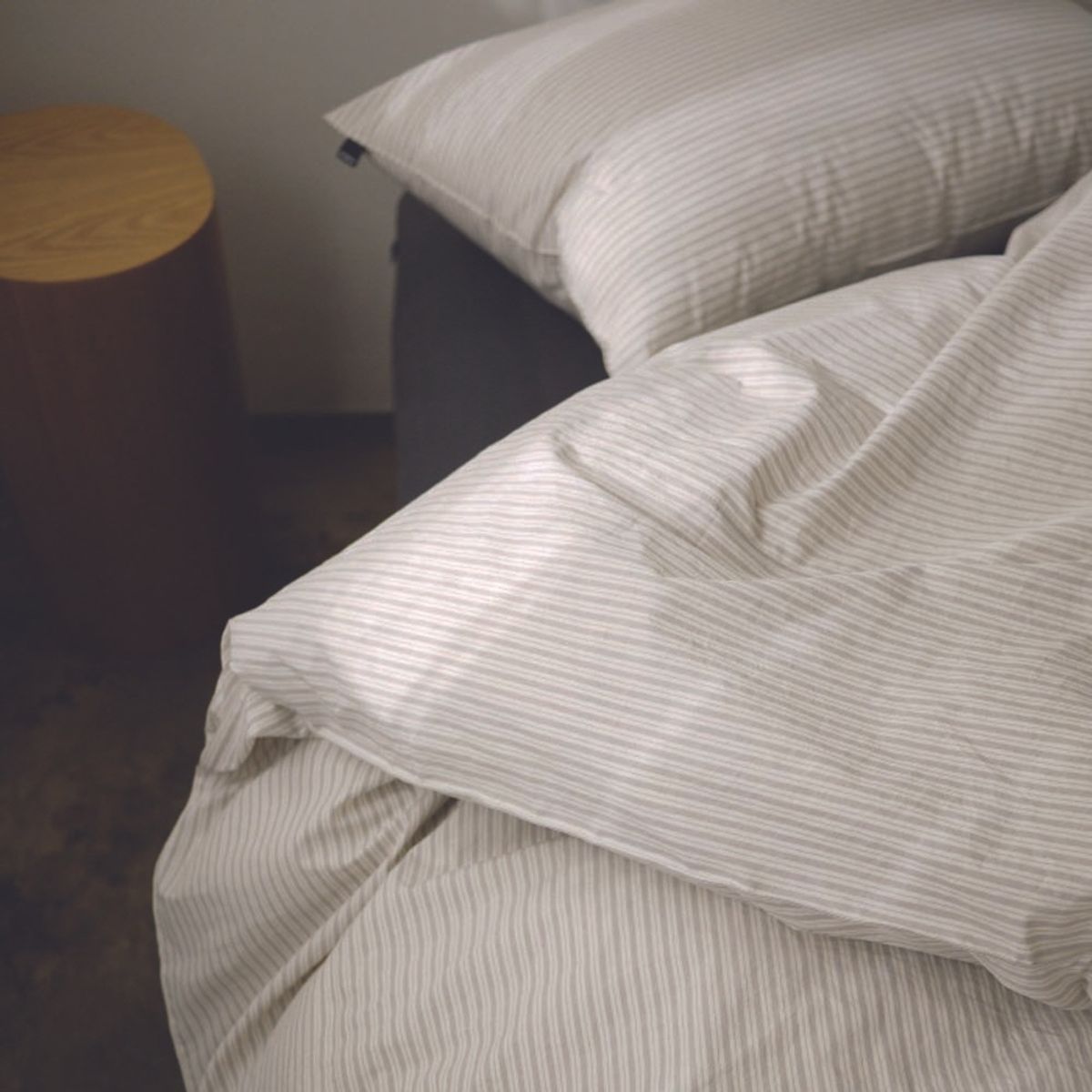 봄봄패브릭스(BOMBOM FABRICS) Soft, washed cotton bedding 60수 Stripe / light gray