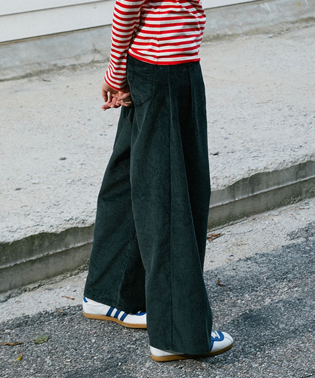 그린버터(GREENBUTTER) Corduroy Wide Pants (Charcoal)
