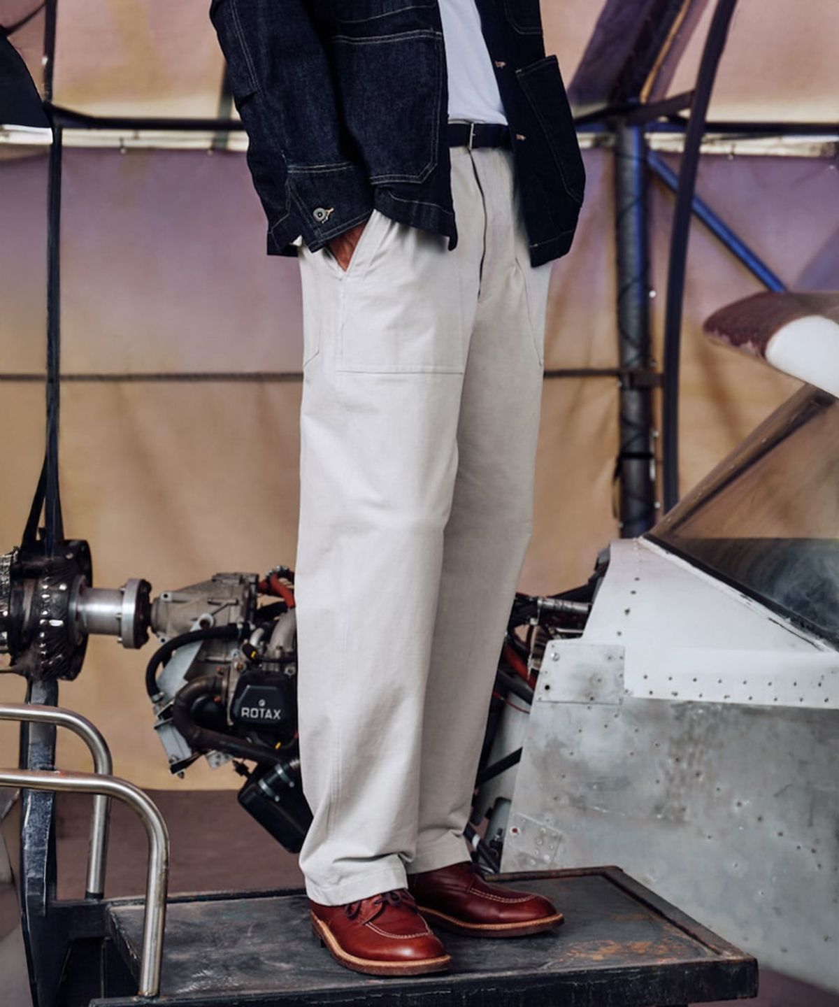 시프트지(SHIFT.G) Semi Wide Big Twill Fatigue Pants  Ivory