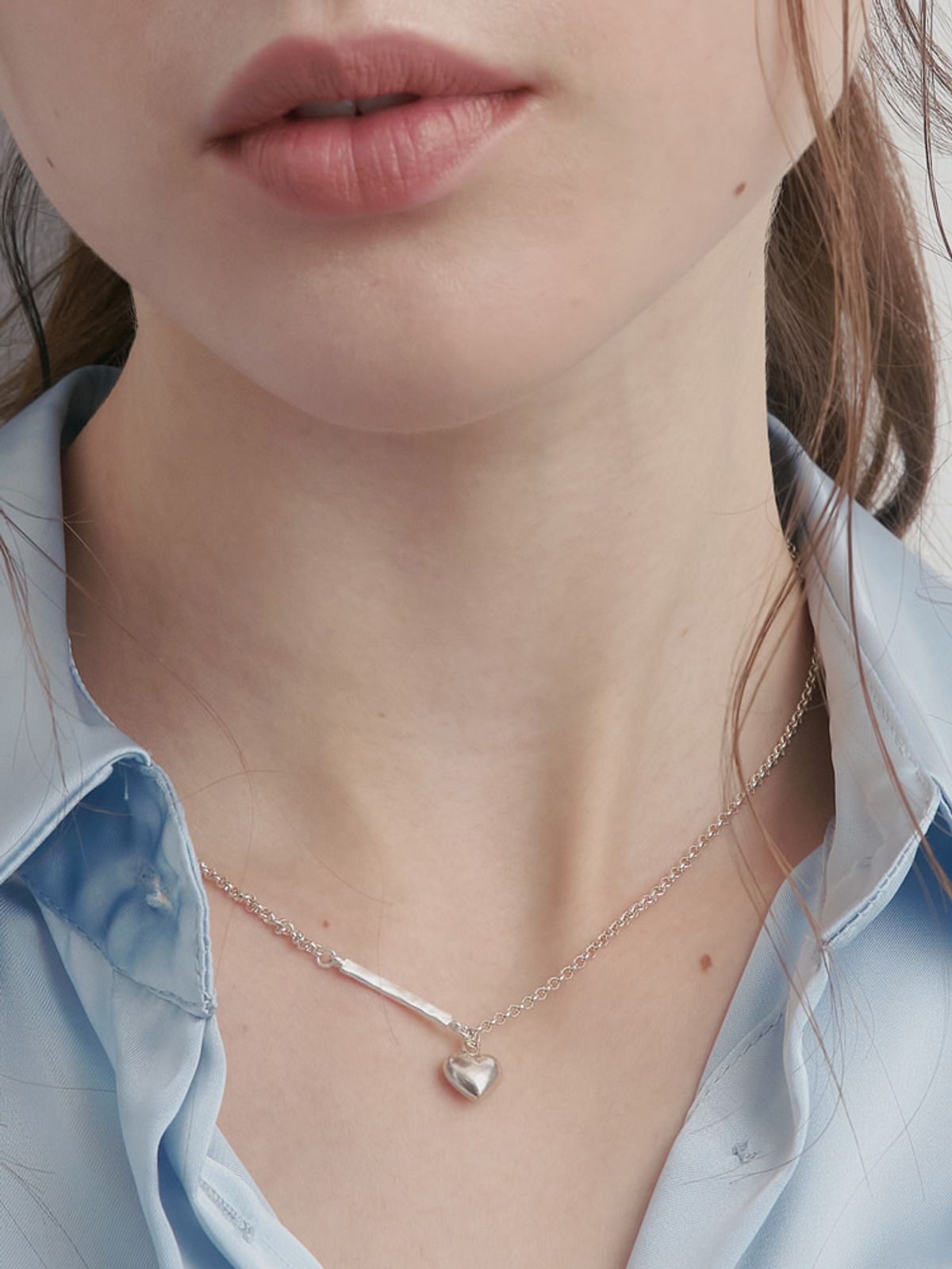 소수(SOSOO) 925 Silver Heart Bar Necklace