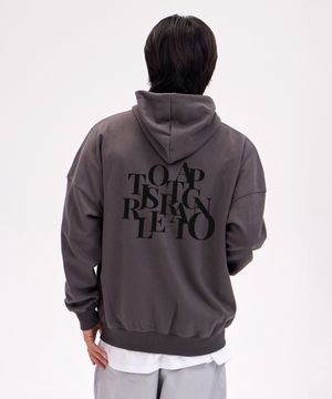 빅로고 오버핏 와이드 숄더 후드 집업_차콜