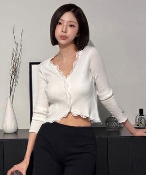 [김고은 PICK] LACE FRILL ESSENTIAL CROP CARDIGAN_3 COLOR