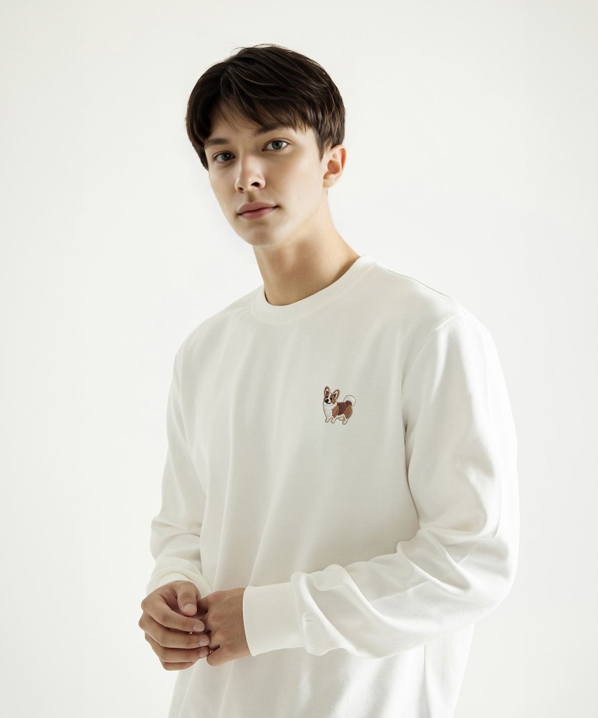 옥스타(OKSTAR) 스마일리 웰시코기 자수 특양면 맨투맨