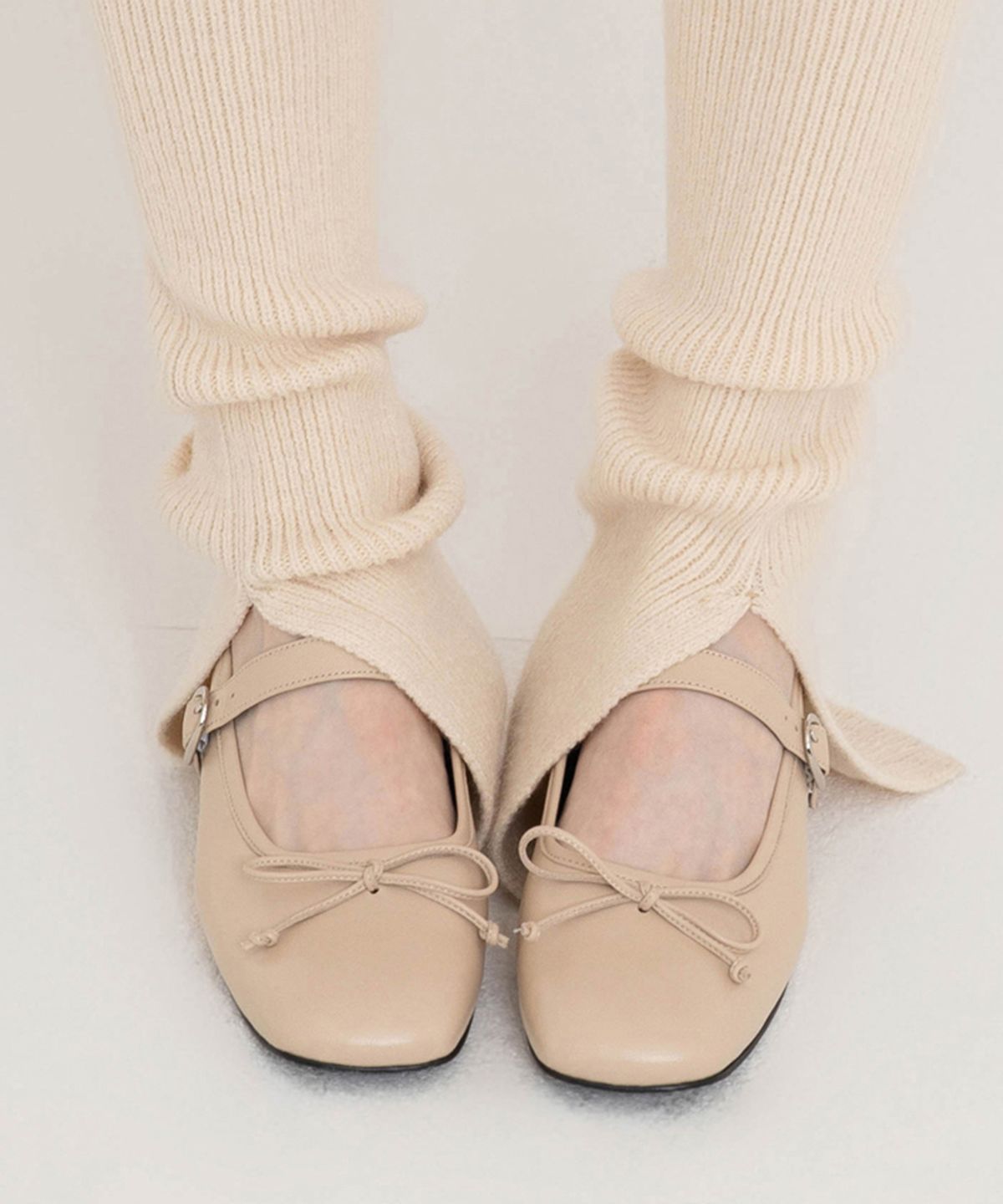 슈바이초이(SHOEBYCHOI) 스퀘어 리본 메리제인  (3cm)_베이지,레드,블랙
