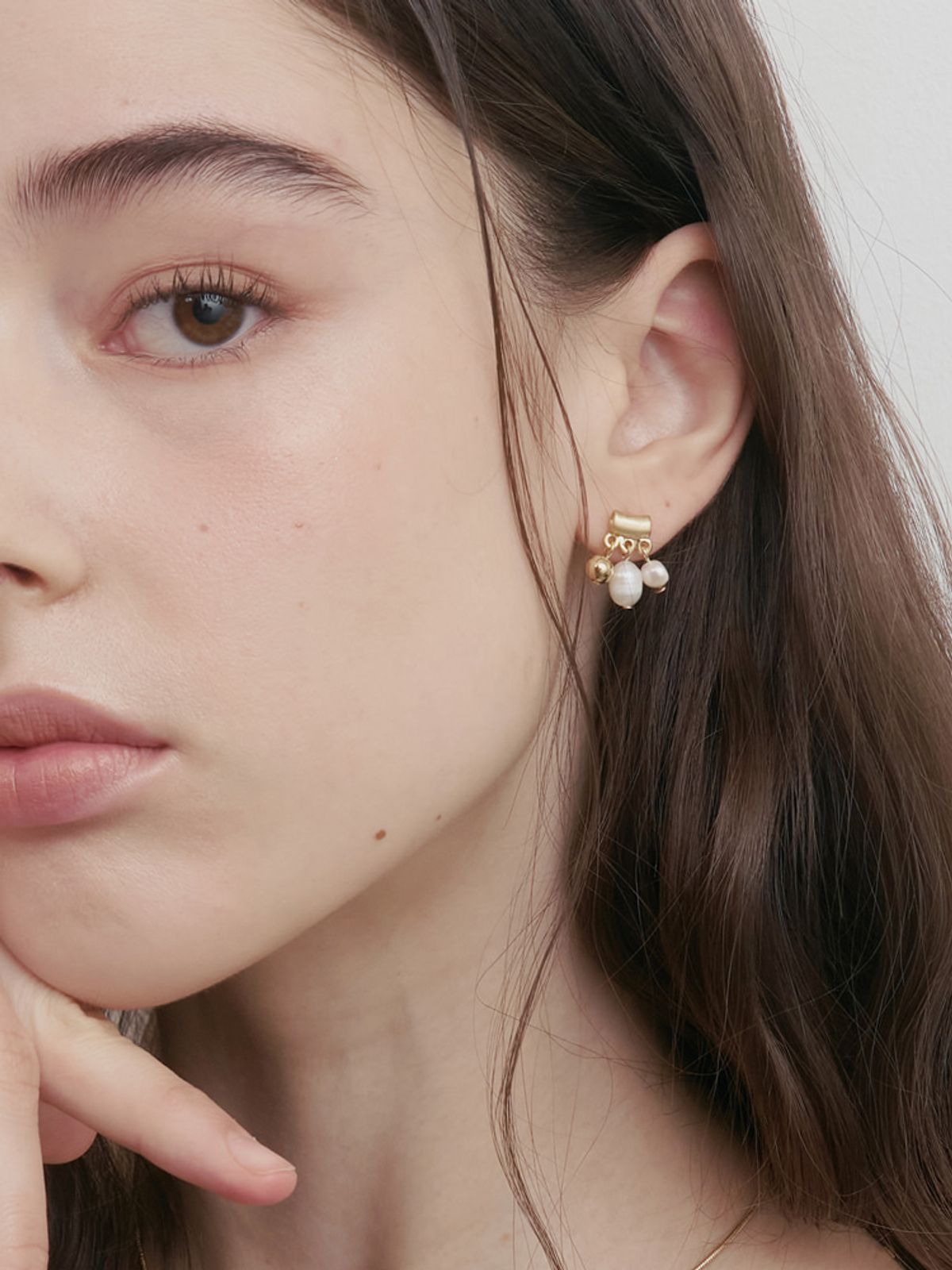 소수(SOSOO) Natural Pearl Pipe Earrings