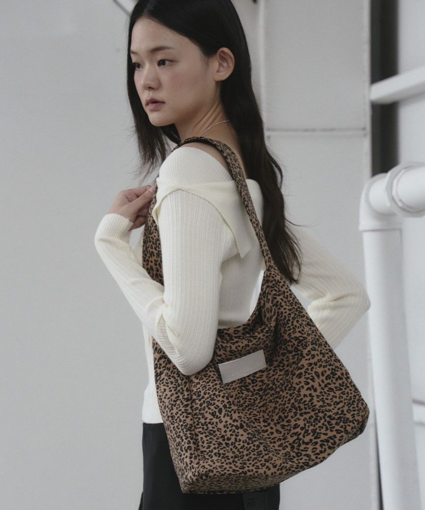 ショルダーバッグ・ポシェット Leopard Hopi In-Pocket Shoulder Bag Camel MUSINSA | THE GREEN LAB Leopard Hopi Inpocket Shoulder Bag