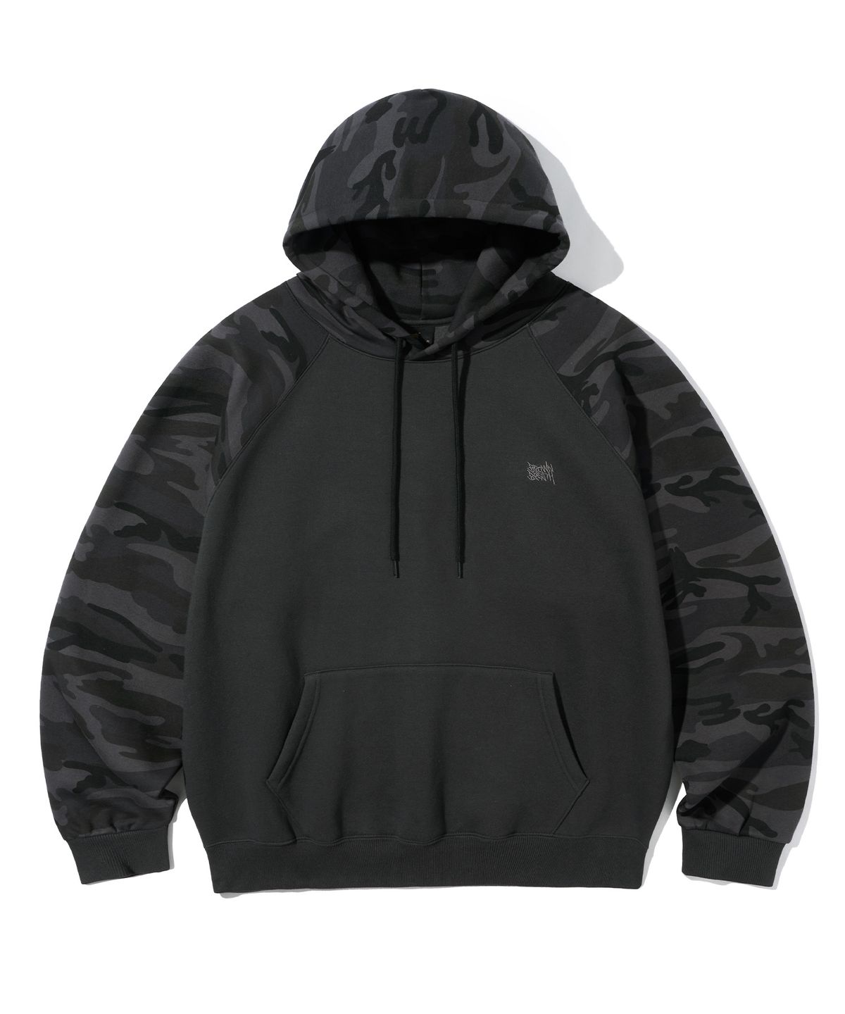 브라운브레스(BROWNBREATH) TAG CAMO RAGLAN HOODIE - BLACK
