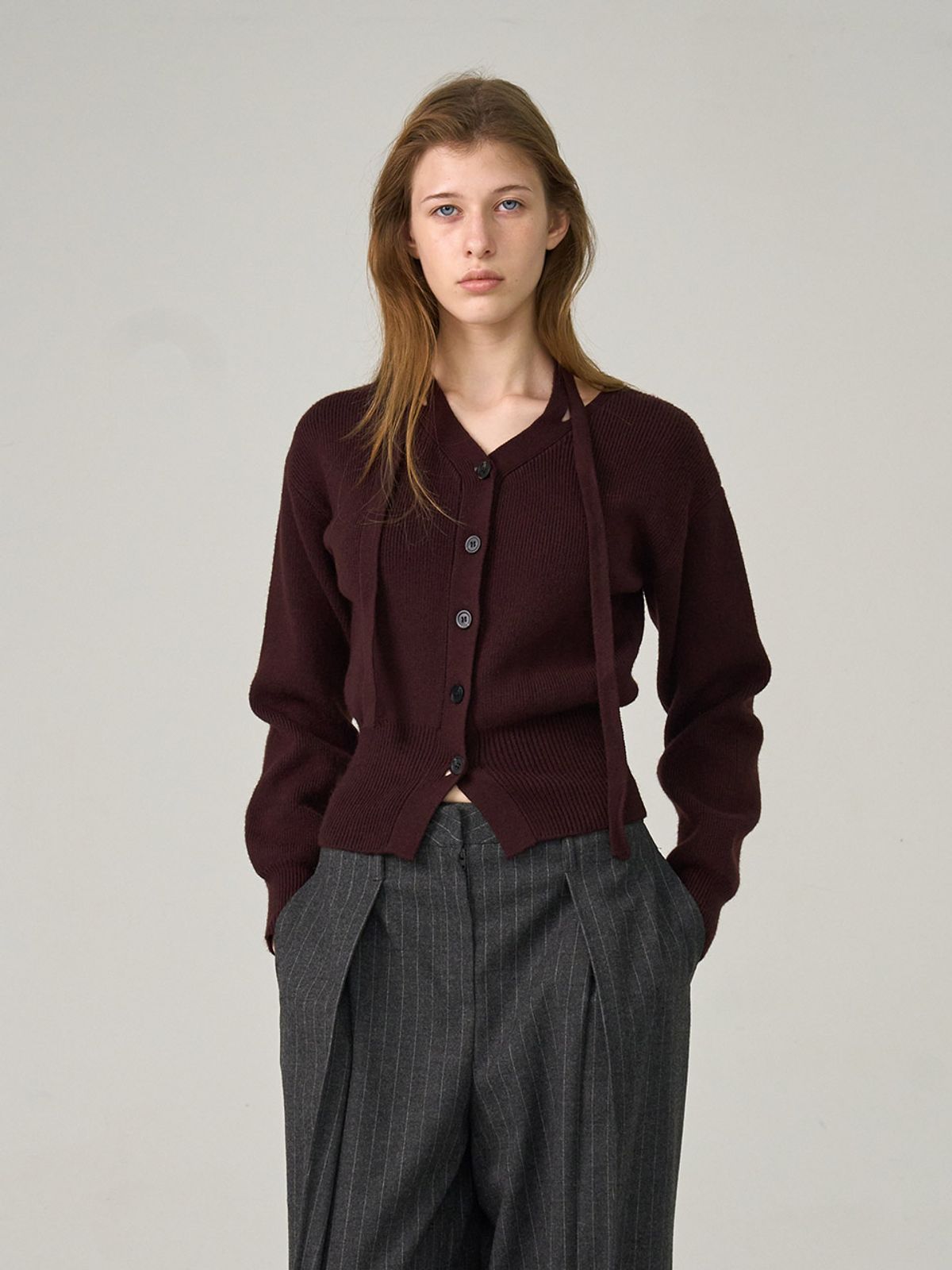 헌치(HUNCH) Neck slit cardigan (2color)