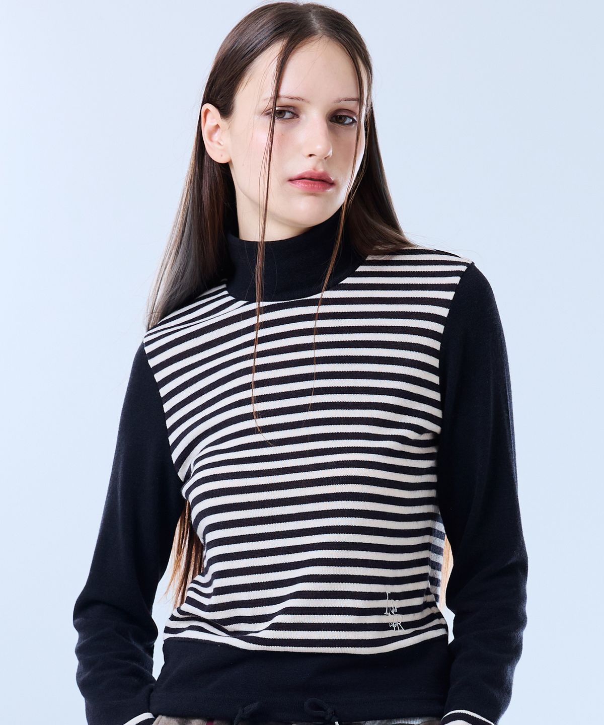 러브이즈트루(LUVISTRUE) LVTR STRIPE TURTLENECK KNIT(BLACK)
