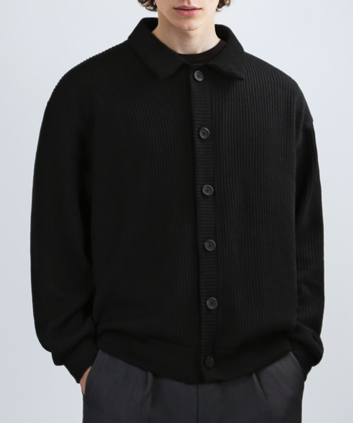 베리베인(VERYVAIN) RAVINE COLLAR CARDIGAN (BLACK)
