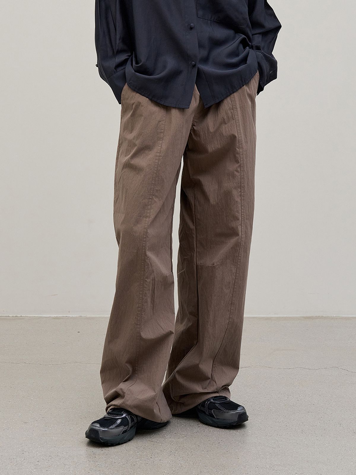 해브 앤 해브(HAVE8HAVE) 2 WAY LINE JOGGER PANTS_DARK BEIGE