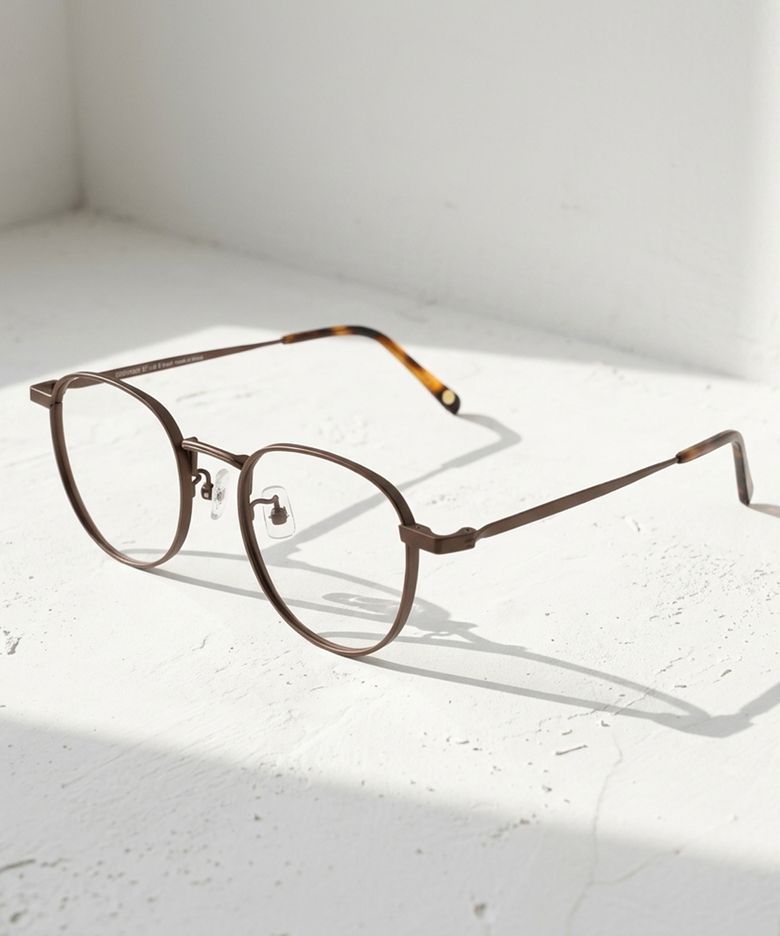 LEO128-003