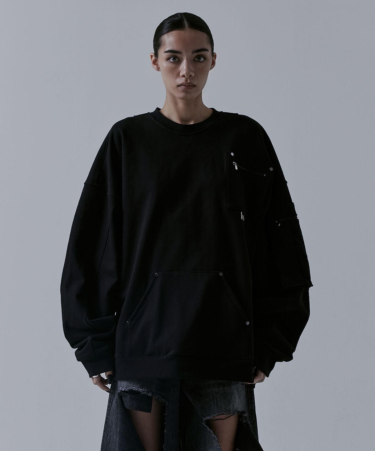 트리밍버드(TREEMINGBIRD) Multi Pocket Over-fit Sweat Shirt [ Black ]