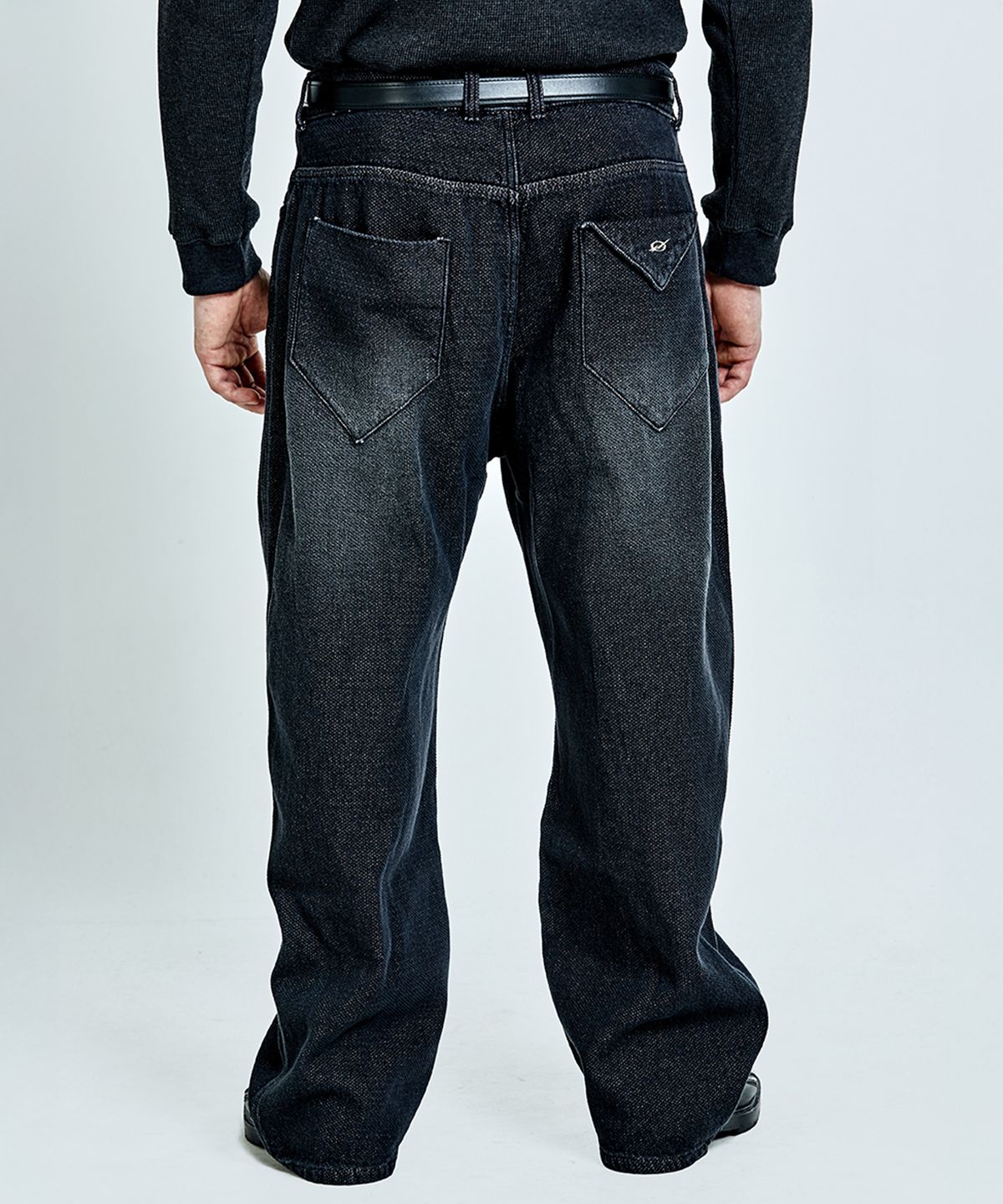 51퍼센트(51PERCENT) Waffle denim pants - Black