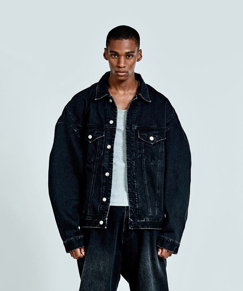 Thong Denim Jacket - Black