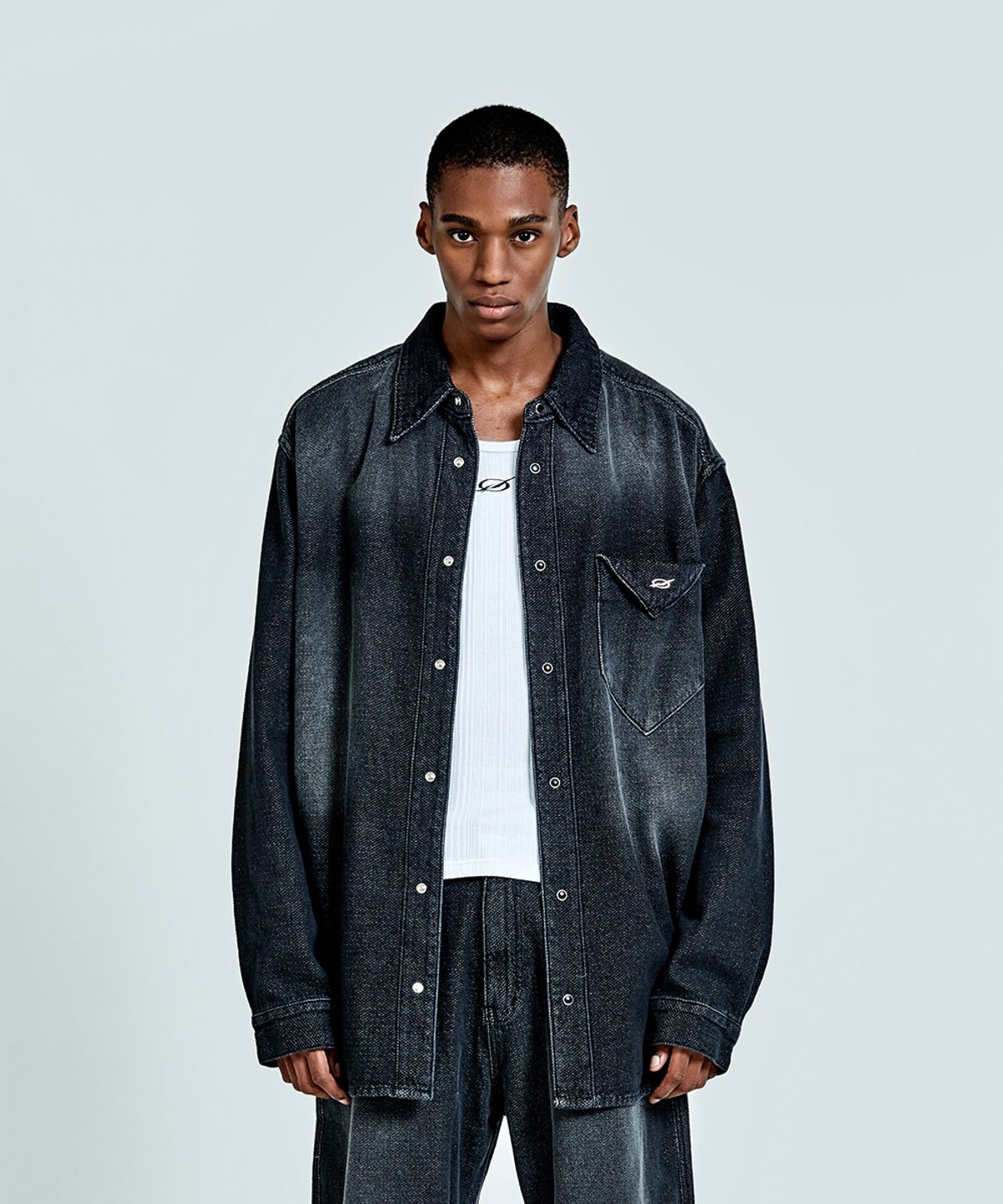 51퍼센트(51PERCENT) Waffle denim shirt - Black