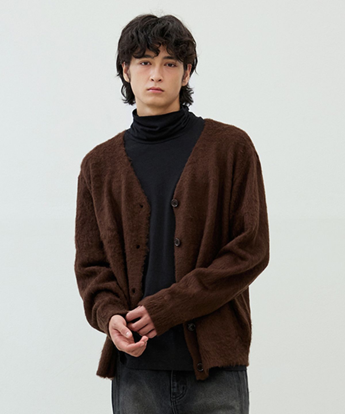 노드유(NODU) 앙헬 브러쉬 데일리 세미 오버핏 헤어리 긴팔 니트 가디건 [브라운]