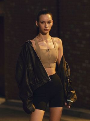 하이서포트 스퀘어 집업 스포츠브라