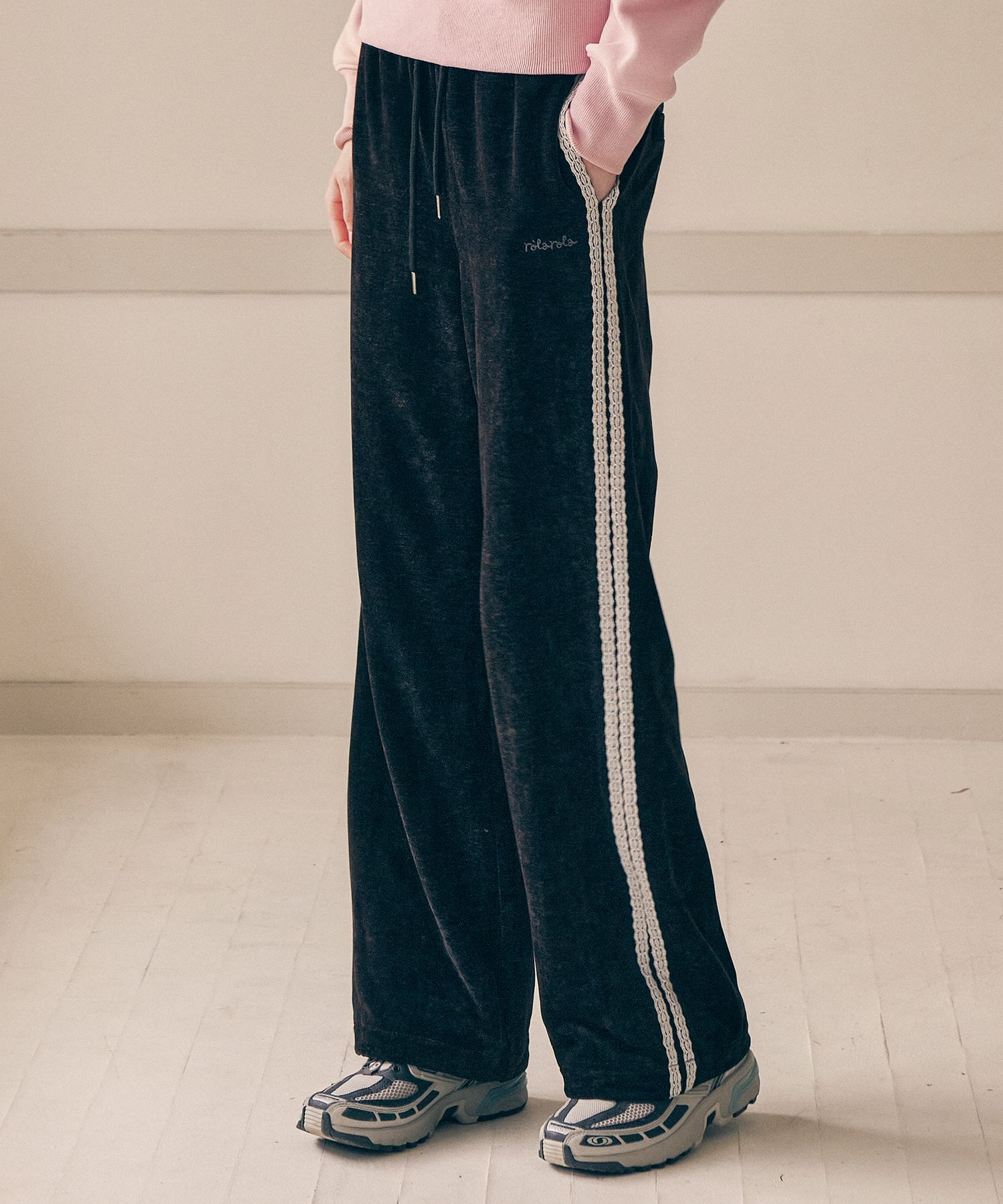 ROLAROLA★大人気★VELVET LACE TRACK PANTS ROLAROLA☆大人気☆VELVET LACE TRACK PANTS