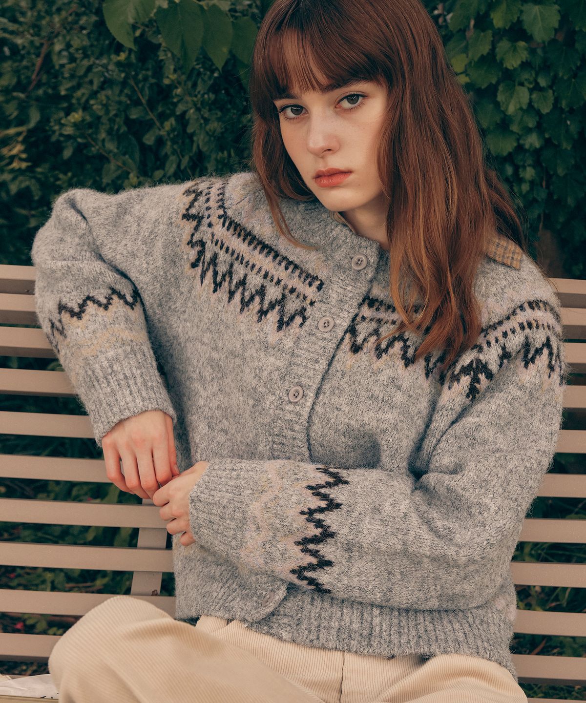 로라로라(ROLAROLA) ROUND COWICHAN CARDIGAN GRAY