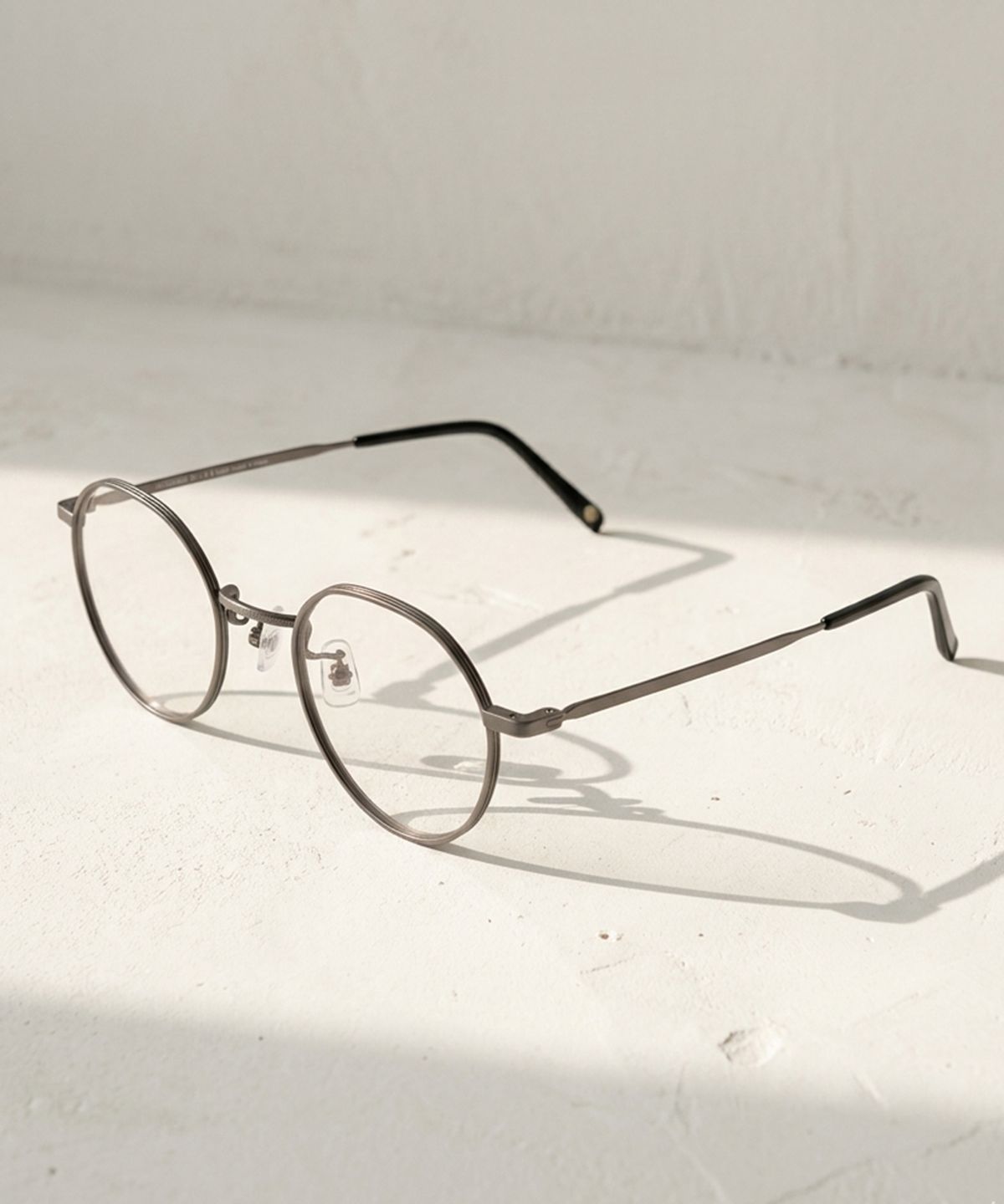 라이아이웨어(LIEEYEWEAR) LEO129-002