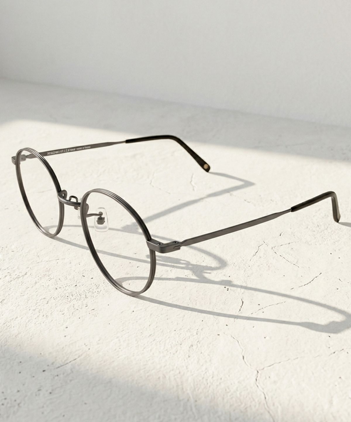 라이아이웨어(LIEEYEWEAR) LEO130-002