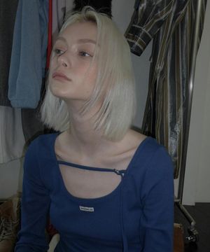 Back Point Boat Neck Sleeve Navy