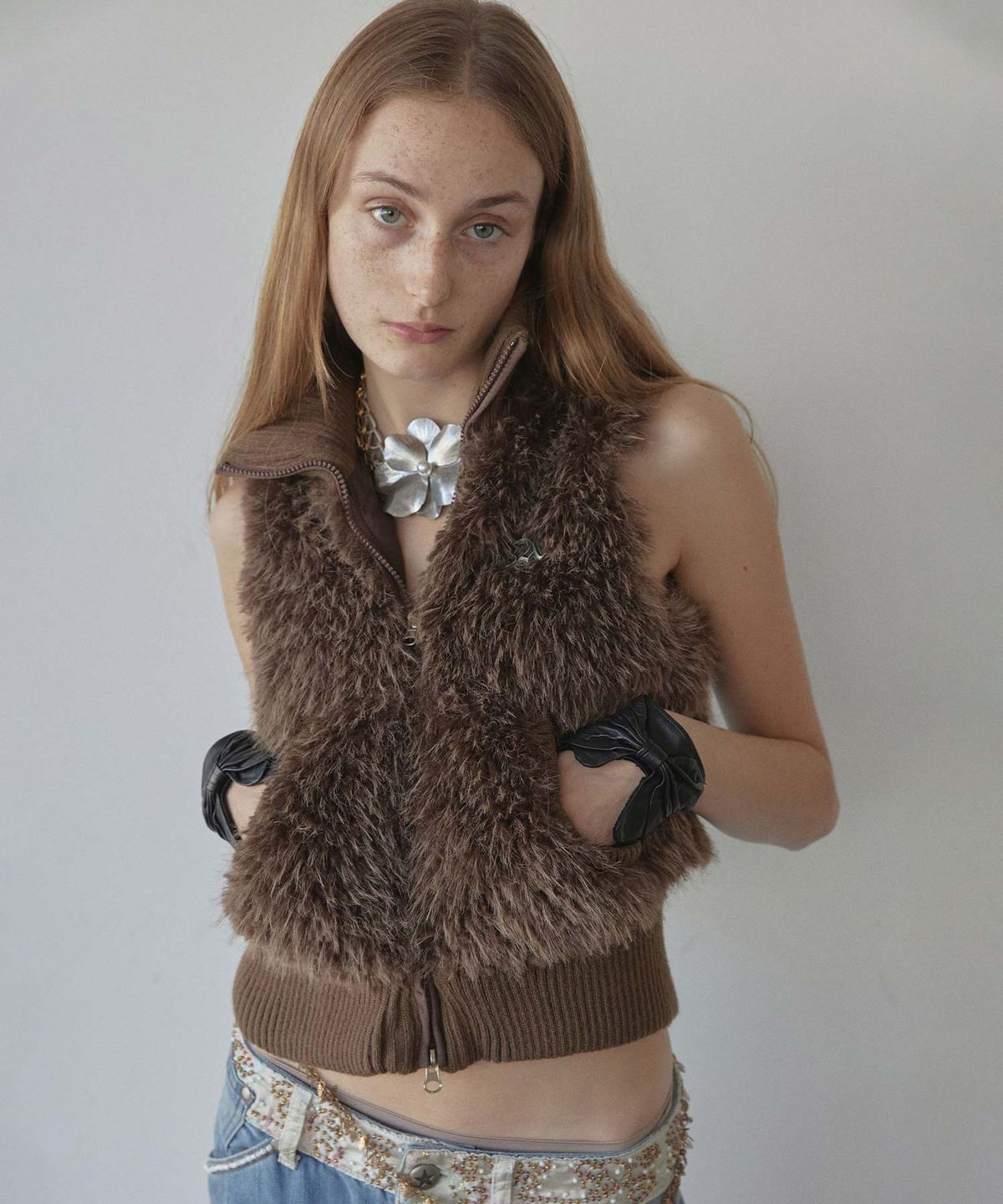 스컬프터(SCULPTOR) Faux Fur Zip-Up Vest Brown