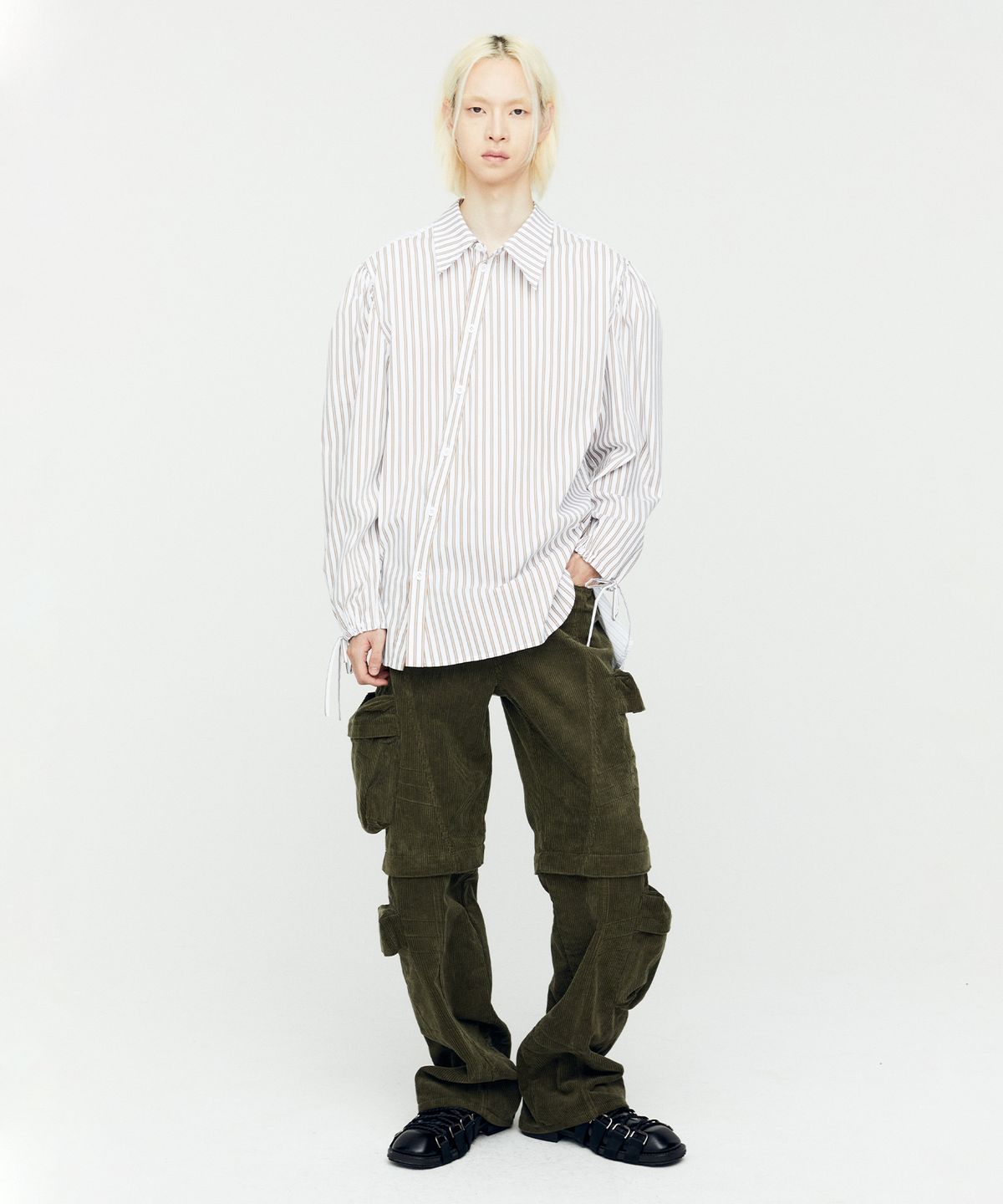 앤더슨벨(ADSB ANDERSSON BELL) 밀라노 코듀로이 카고 팬츠 apa751m(KHAKI)