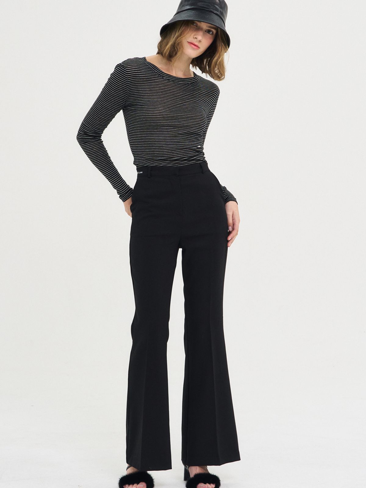 쏘리, 투 머치 러브(SORRY, TOO MUCH LOVE) My All-time Semi Boots Cut Pants_Black