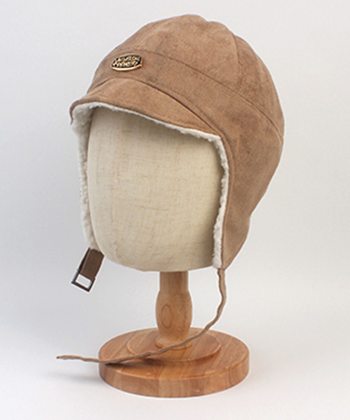 유니버셜 케미스트리(UNIVERSAL CHEMISTRY) Suade Beige Earflap Cap 귀달이모자