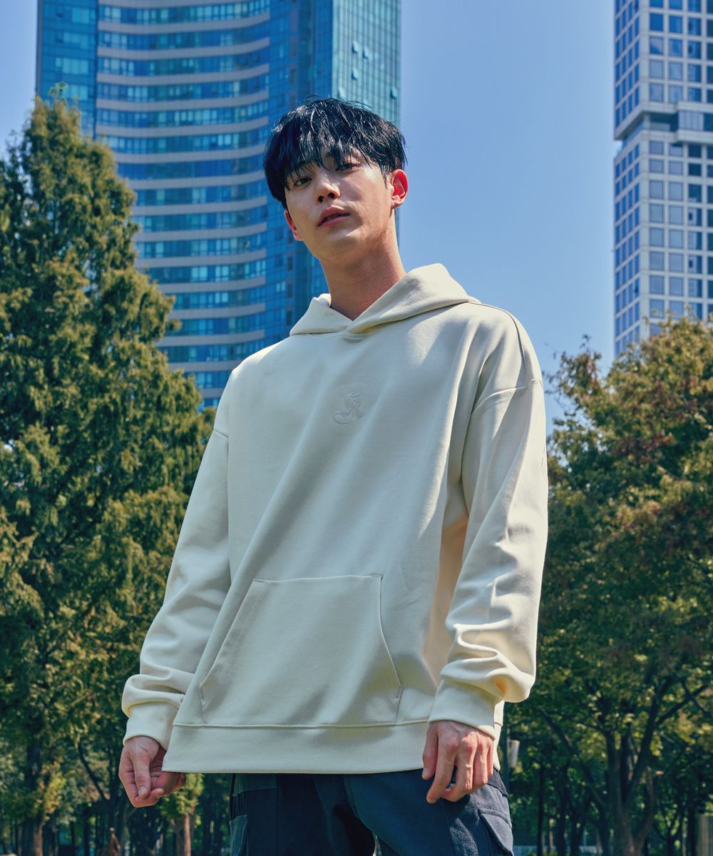 케이지엠(KZM) | 무신사 추천 브랜드
