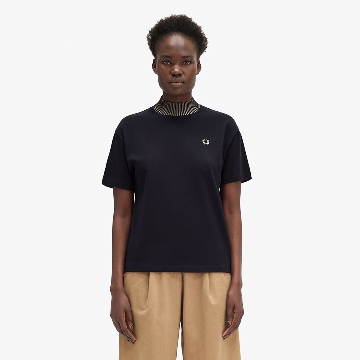 프레드페리(FRED PERRY) [Womens] 스페이스 다이 트림 피케 티셔츠 - 블랙 AFPF2438116-102