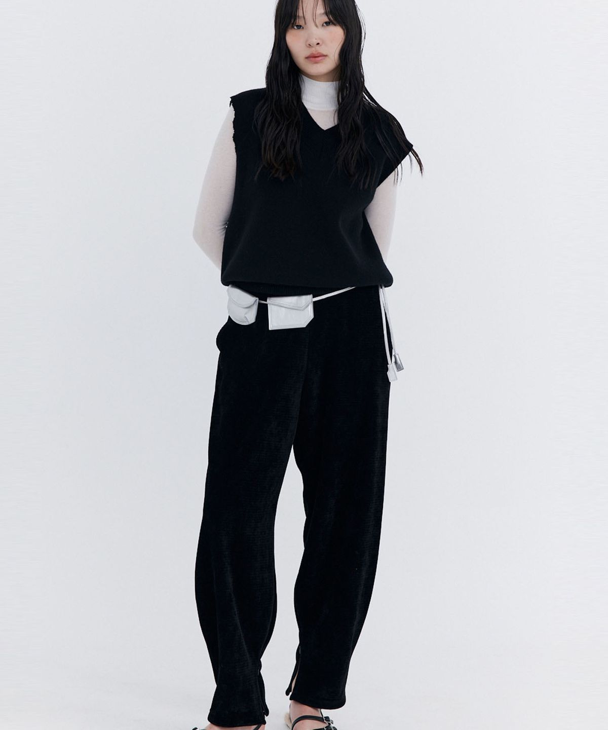 분더캄머(WNDERKAMMER) Corduroy Balloon Pants_Black (코듀로이 벌룬 팬츠_블랙)
