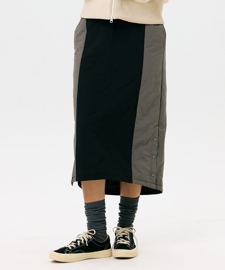 W ACTIVE PADDED SKIRT [BLACK]