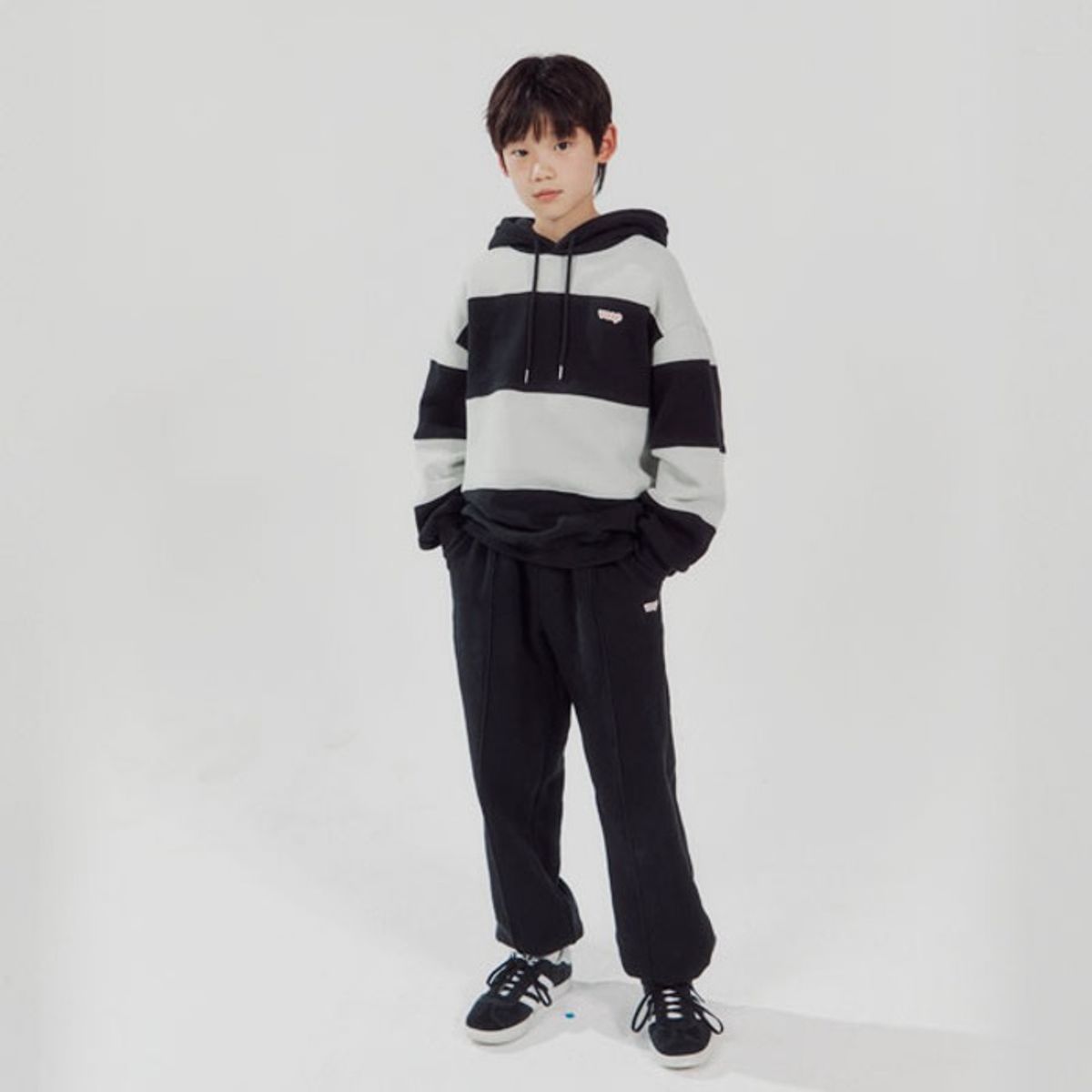 비아셉템버(VIASEPTEMBER) 패널 팬츠 블랙