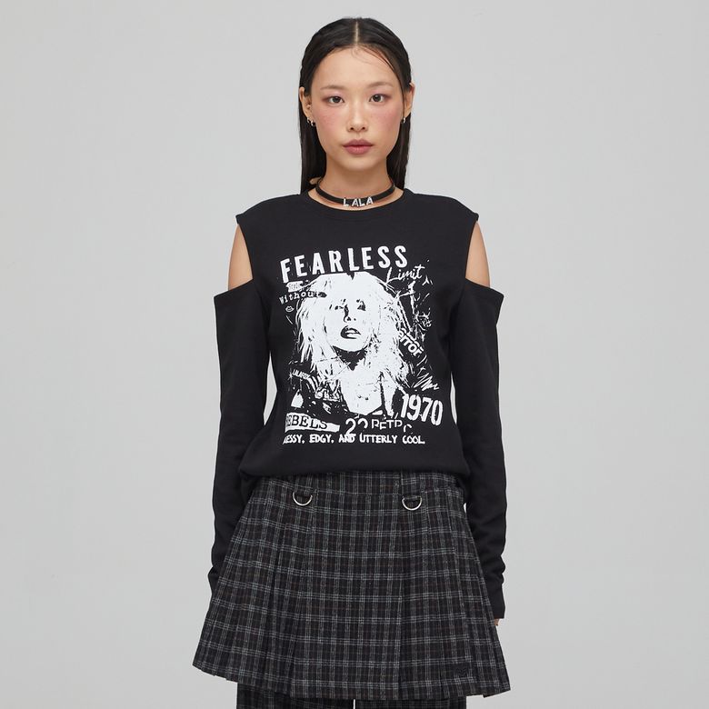SHOULDER CUT OUT PRINTING T-SHIRT 프린팅 티셔츠 BLACK BQ4CL023