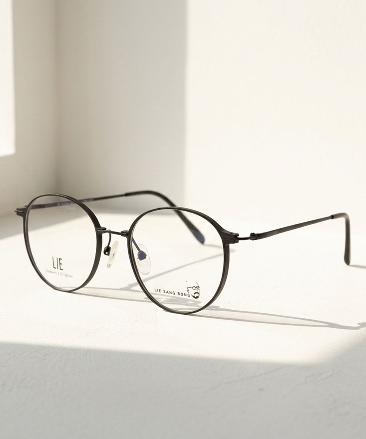 라이아이웨어(LIEEYEWEAR) DT302-001